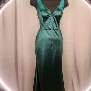 B.SMART Mermaid Gown backless Long Bow Ruffled Tail in Emerald Green in size 13